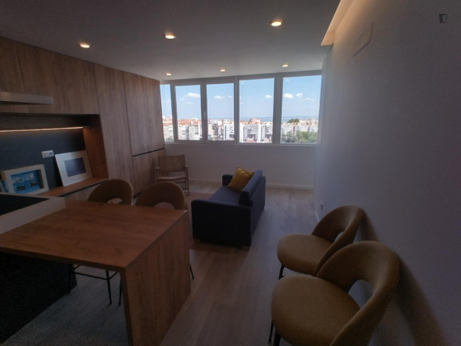 Stylish 1-bedroom flat