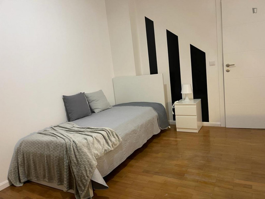 Comfortable single room close to Politécnico de Leiria - Leiria - chambre - ImmoJeune