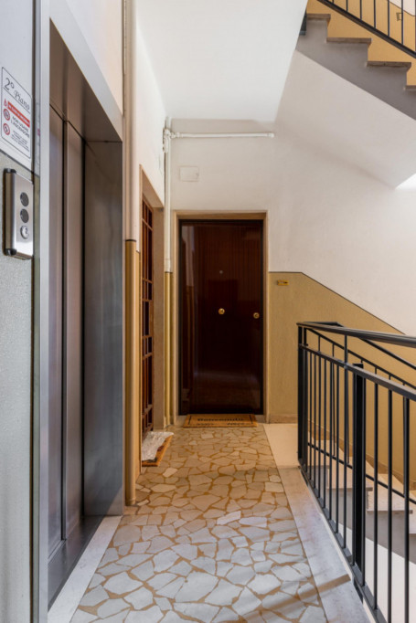 Inviting 2-bedroom apartment near Parco dei Cedri