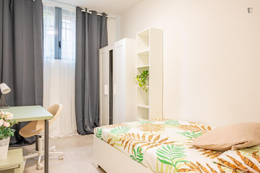 Amiable single bedroom close to Milano Bovisa train station - Milan - chambre - ImmoJeune