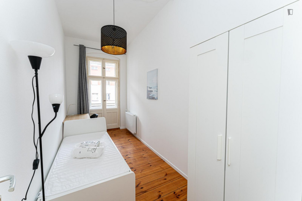 Inviting single bedroom in well-linked Prenzlauer Berg - Berlin - chambre - ImmoJeune