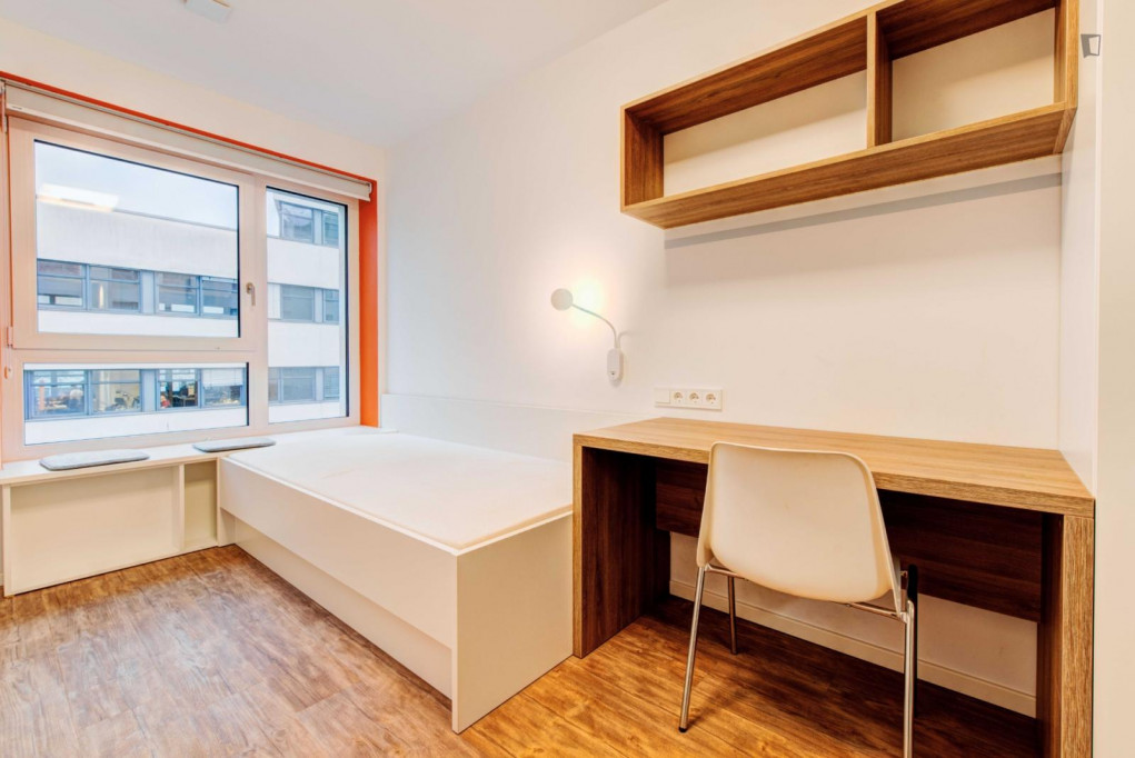 Student-friendly single bedroom next to the Campus Wilhelminenhof - Berlin - chambre - ImmoJeune