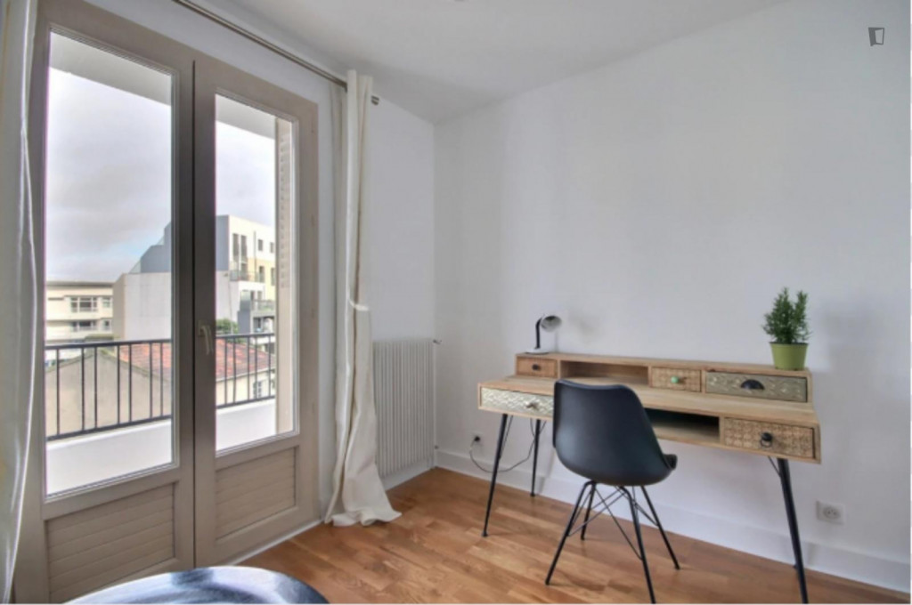 Excellent 2-bedroom flat in Issy-les-Moulineaux