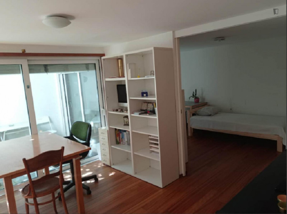 Spascious Twin Bedroom ensuite close to Lusíada University of Porto