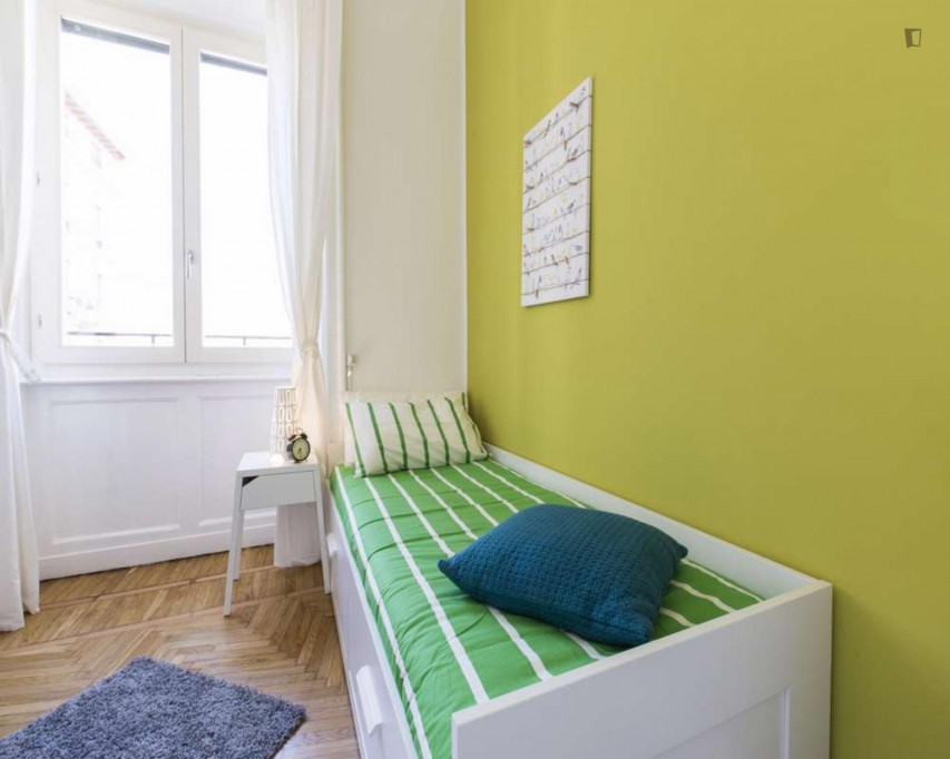 Bright single bedroom close to Pasteur metro station - Milan - chambre - ImmoJeune
