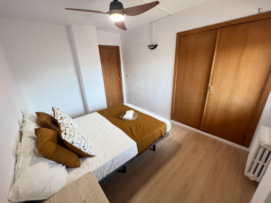 Fantastic double ensuite bedroom close to Benimaclet metro station