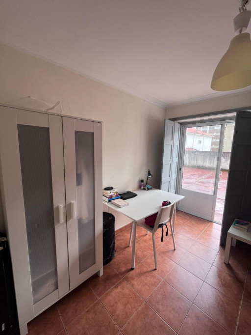 Bright Single Bedroom close to Instituto Superior de Engenharia de Coimbra - Coimbra - chambre - ImmoJeune