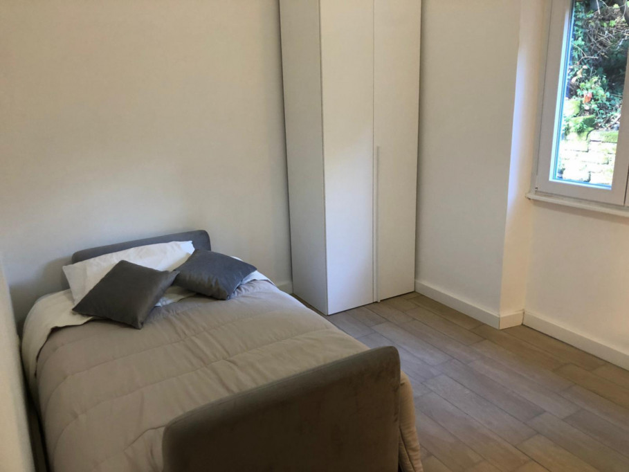 Comfy Single Bedroom well connected to Stazione Balduina - Rome - chambre - ImmoJeune