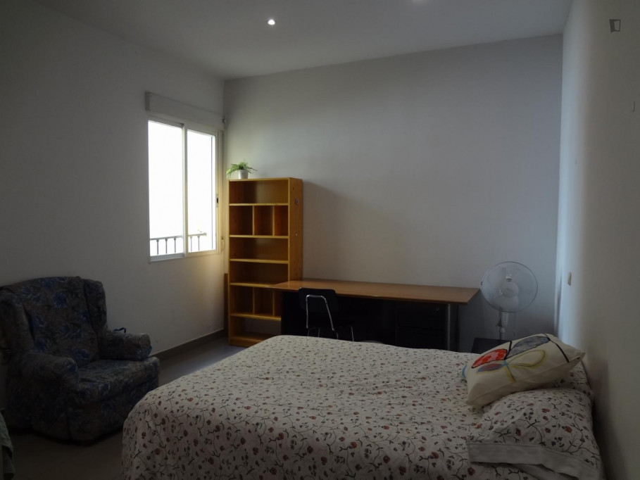 Double bedroom in 5-bedroom apartment - Madrid - chambre - ImmoJeune