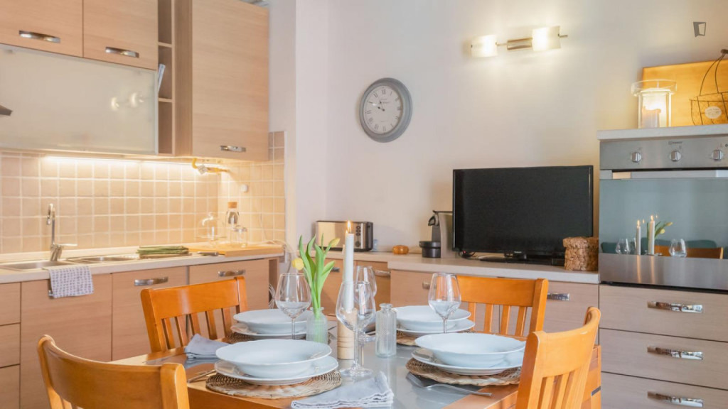 Bright 2-bedroom apartment close to Como Lago train station