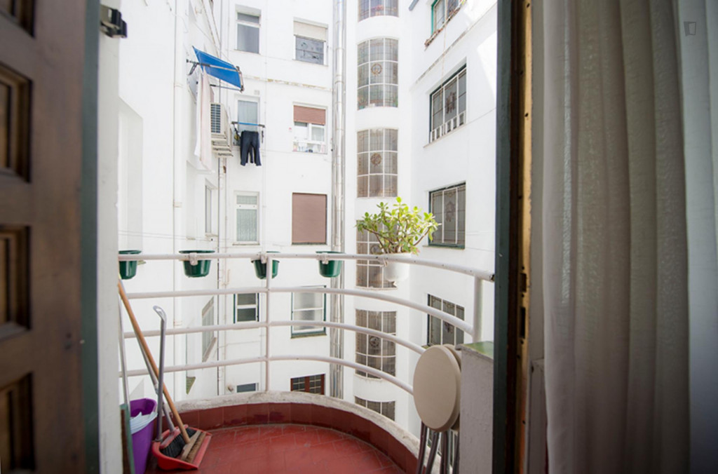 Enchanting double bedroom in the central Abando district