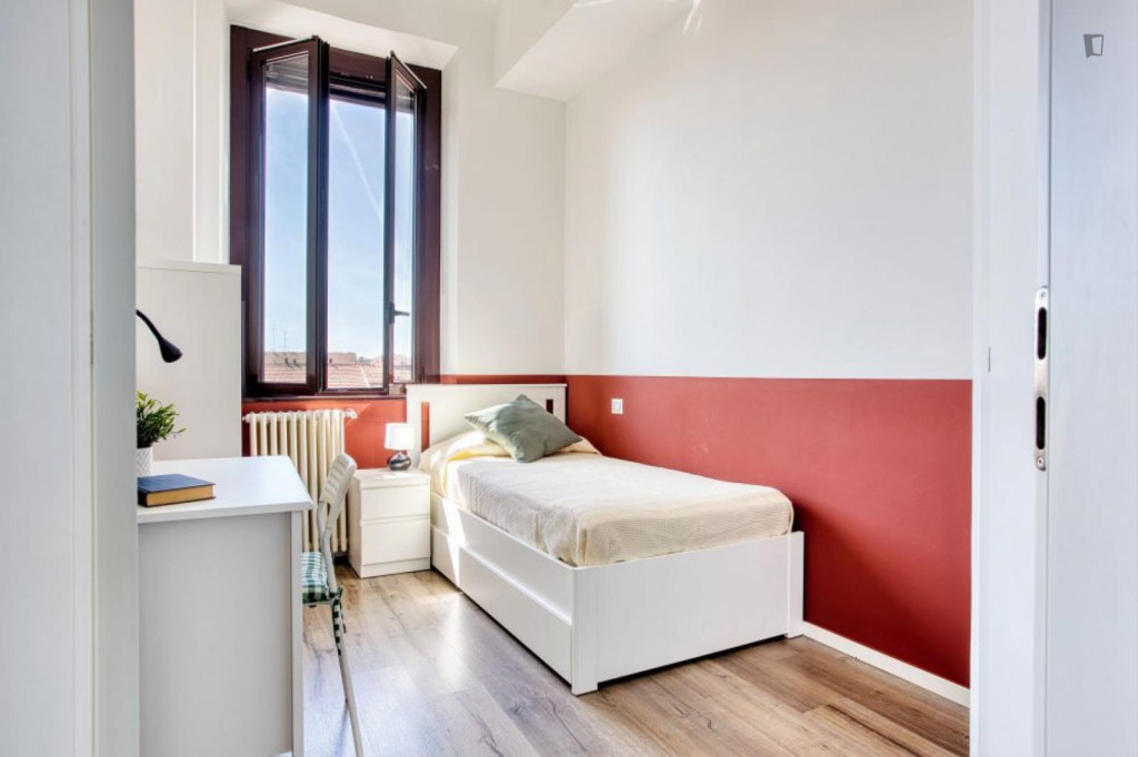 Appealing single bedroom in proximity to Nuova Accademia di Belle Arti Milano - Milan - chambre - ImmoJeune