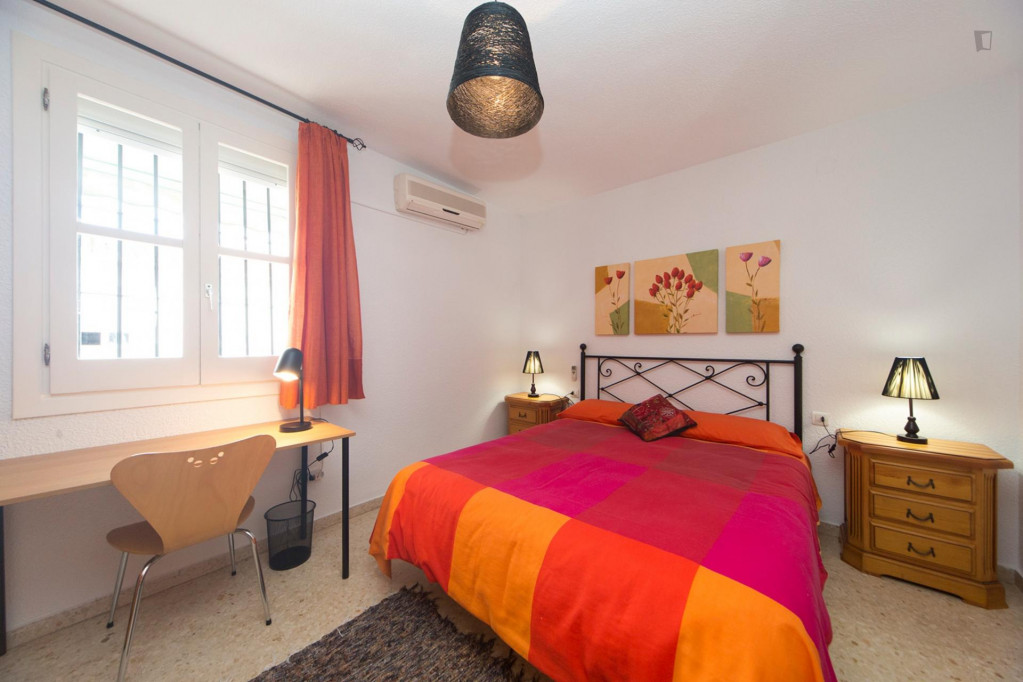 Lovely double ensuite bedroom in a 4-bedroom apartment near Parroquia San Francisco Javier