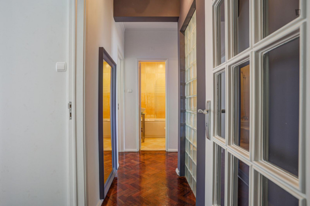 Charming 3-bedroom apartment in Algés