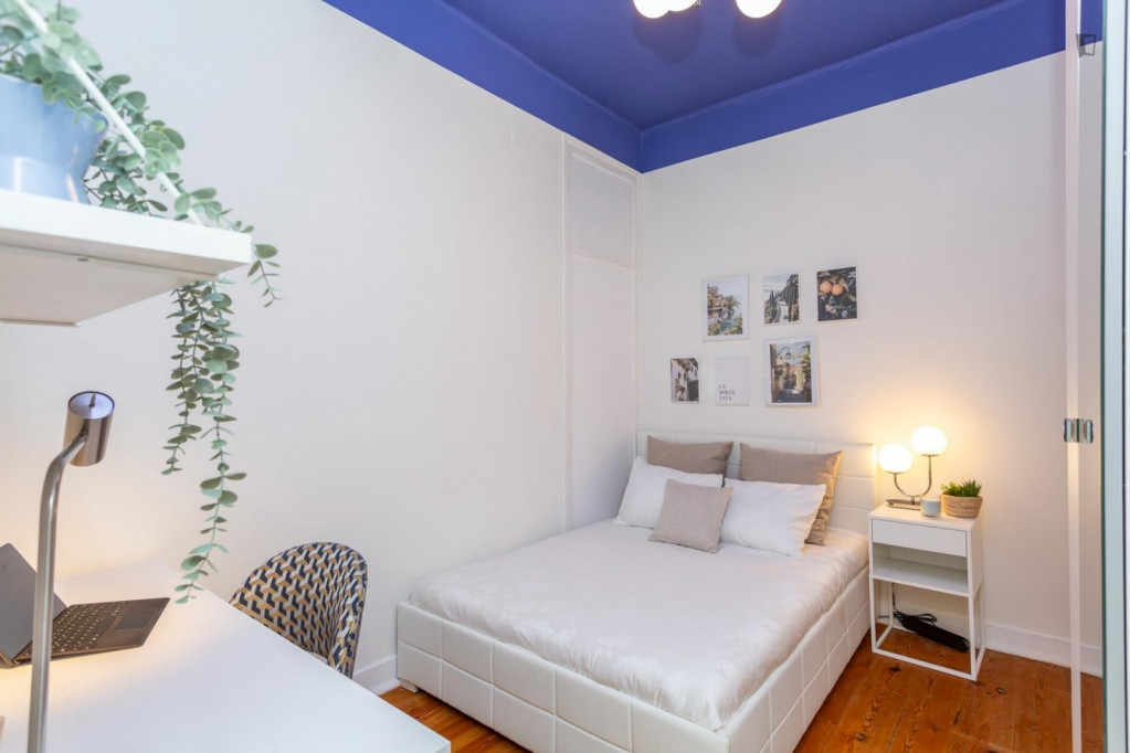 Appealing single bedroom