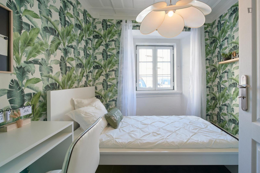 Cozy single bedroom in a property with balcony - Lisbonne - chambre - ImmoJeune