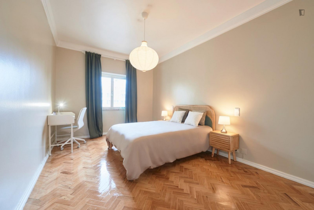 Great looking single bedroom - Lisbonne - chambre - ImmoJeune