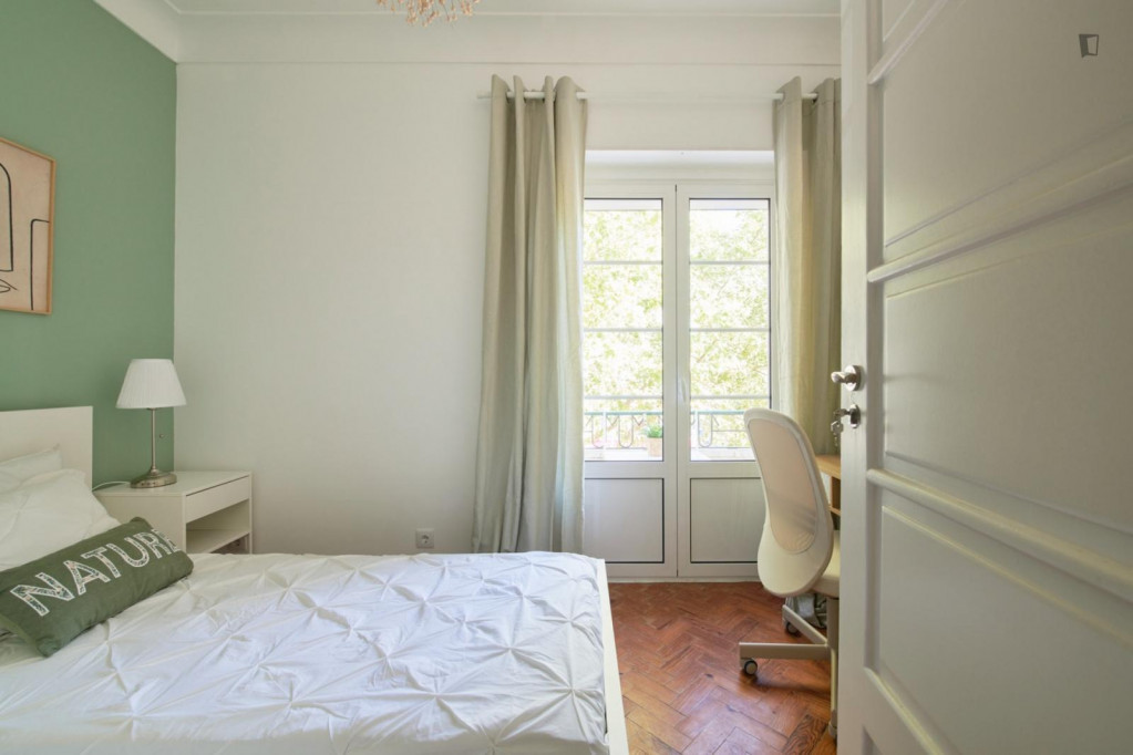 Attractive single bedroom - Lisbonne - chambre - ImmoJeune