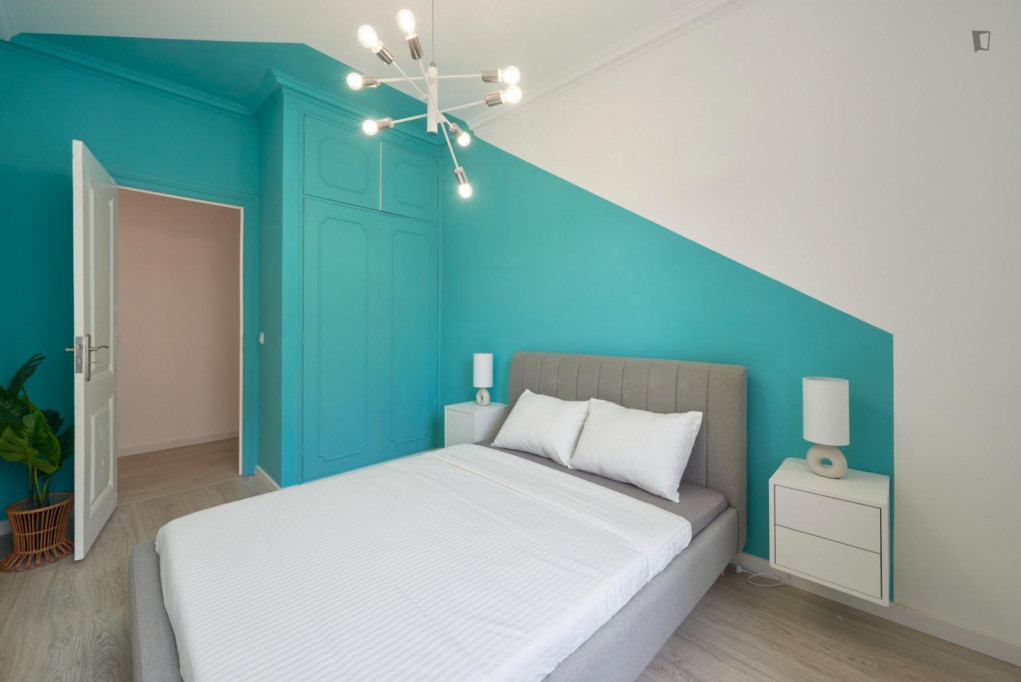 Appealing single bedroom