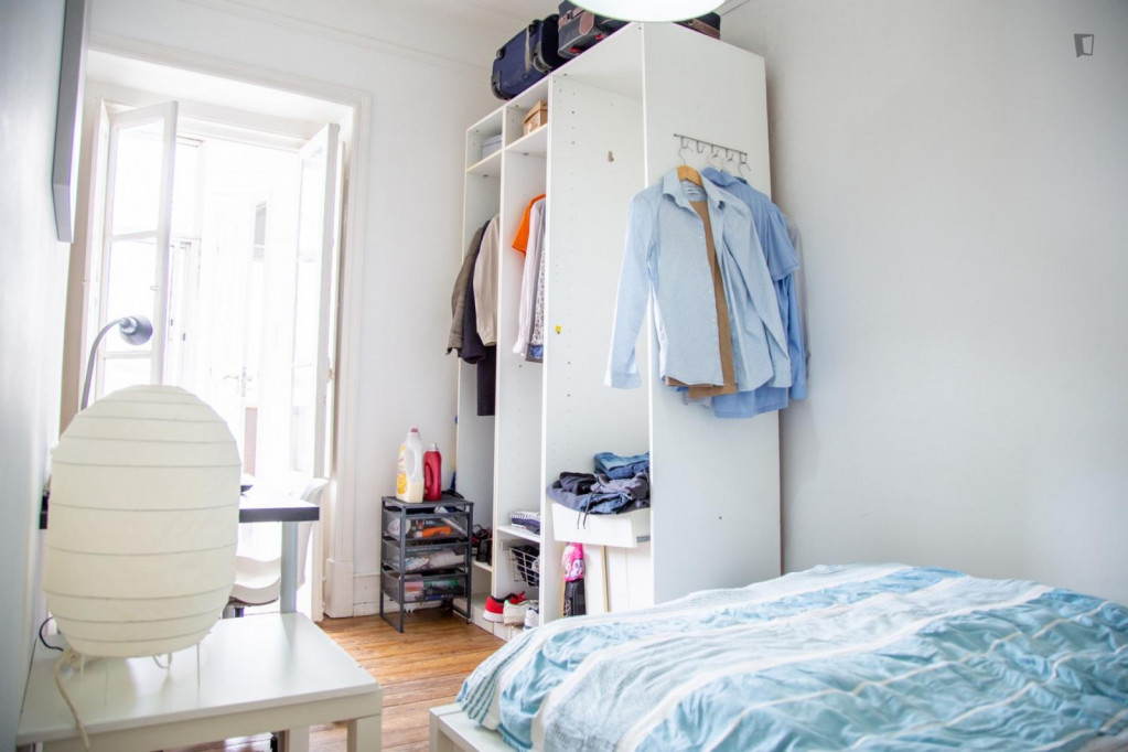 Attractive single bedroom - Lisbonne - chambre - ImmoJeune