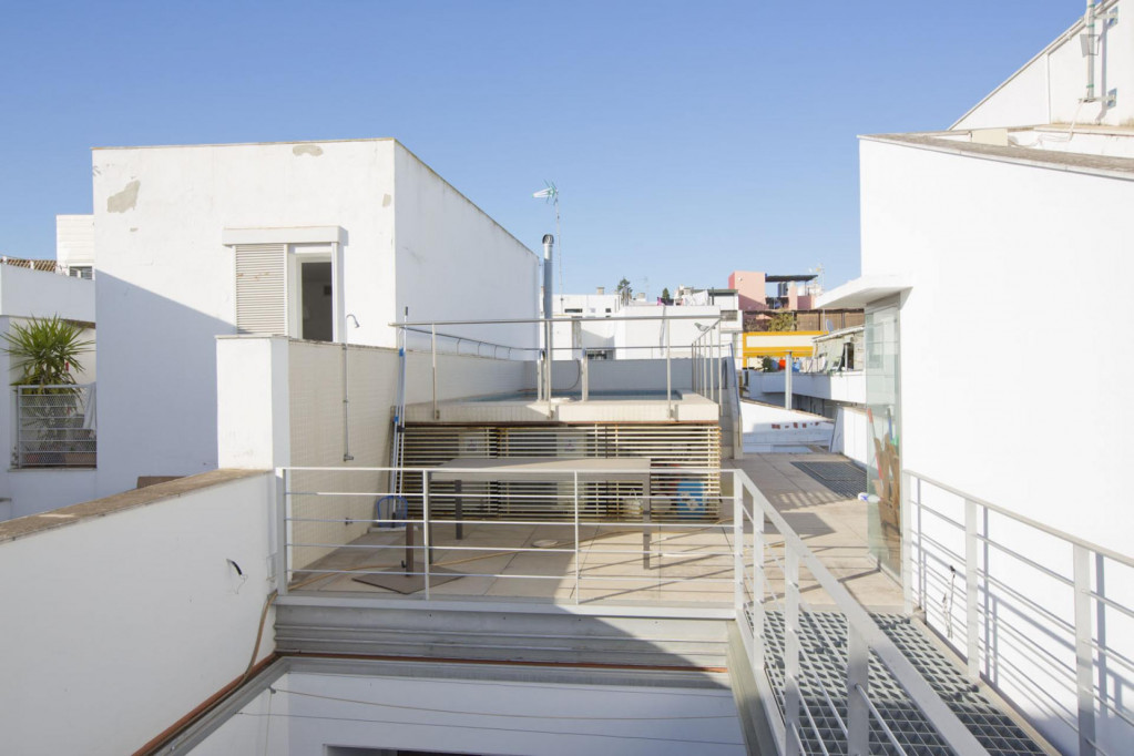 Super cool annex studio near Facultad de Belas Artes