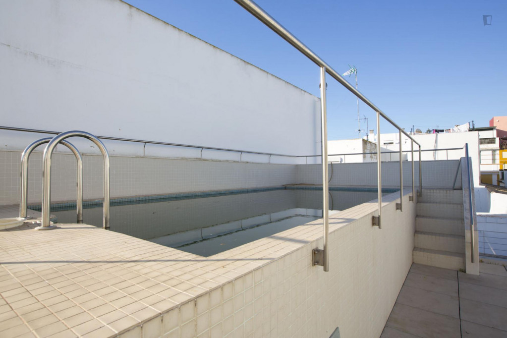 Super cool annex studio near Facultad de Belas Artes