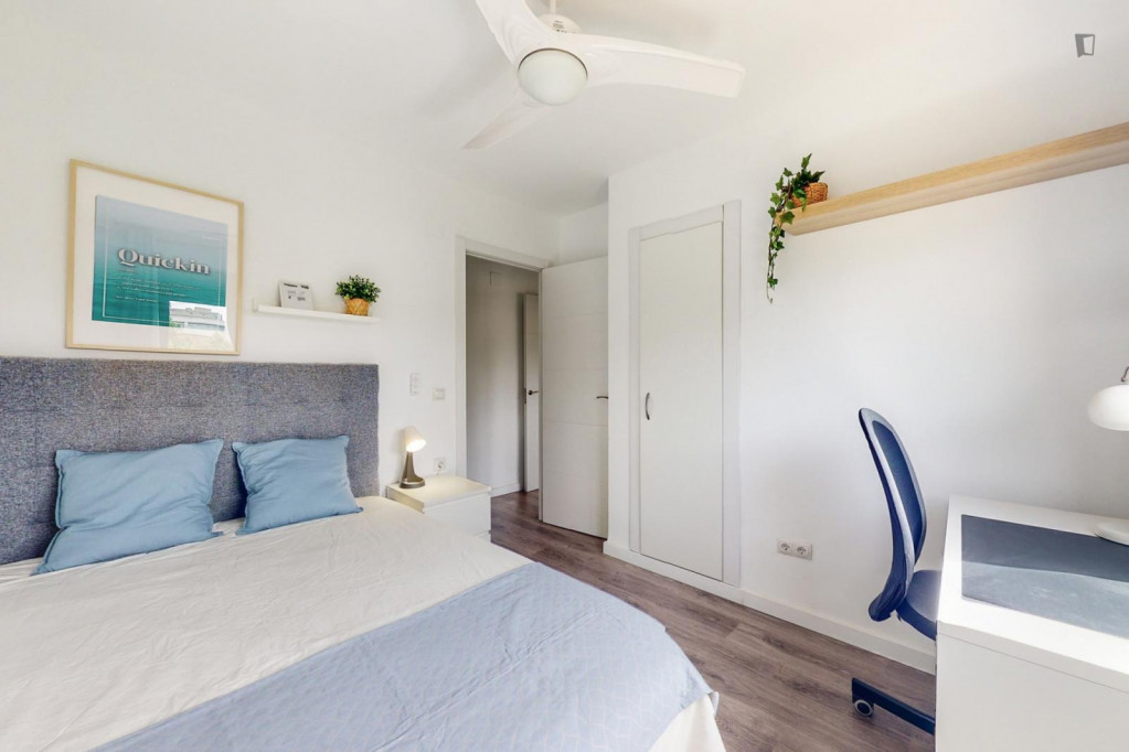 Appealing single bedroom in a property with balcony
