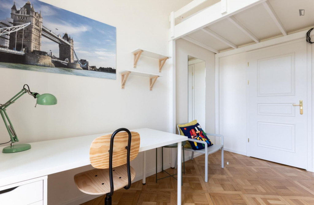 Welcoming single bedroom near Fontána Propadliště času