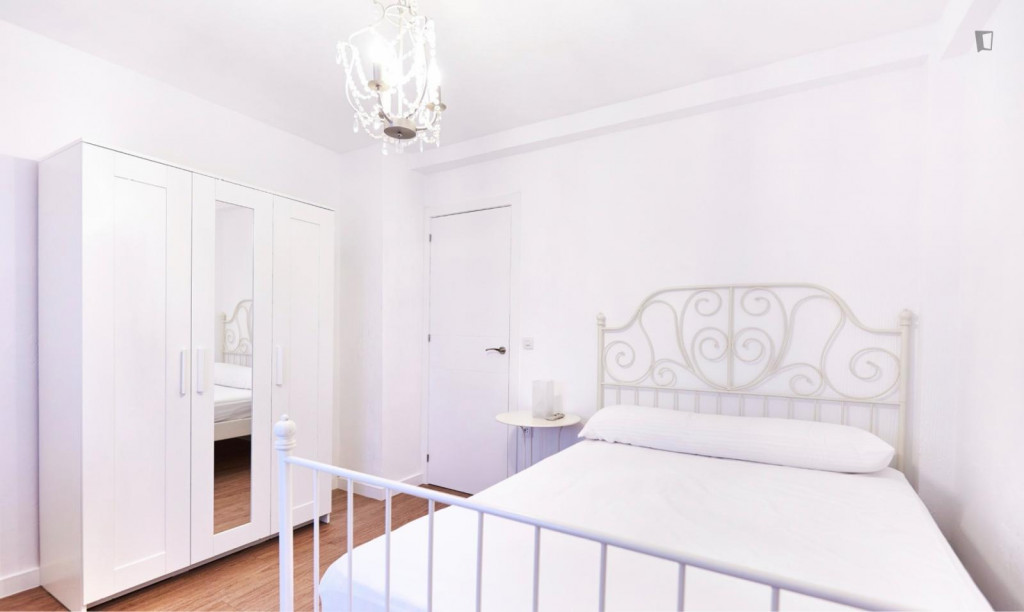 Charming double bedroom in La Macarena - Séville - chambre - ImmoJeune