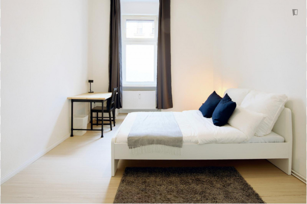 Admirable studio near the Roma-Areeiro train station - Lisbonne - chambre - ImmoJeune