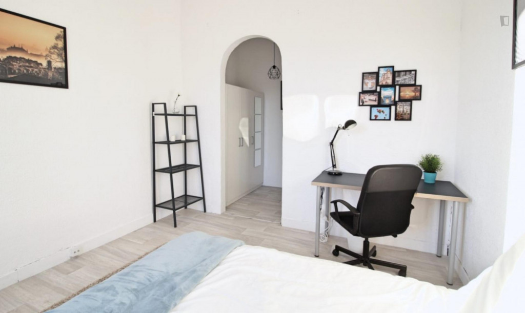 Very nice single bedroom in La Bastide