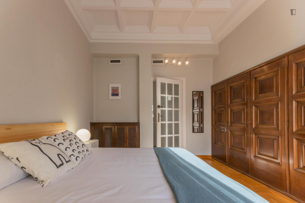 Trendy double bedroom in L'Eixample - Valence - chambre - ImmoJeune