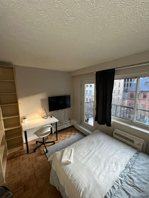 Montreal -  Drummond St - Montreal - chambre - ImmoJeune