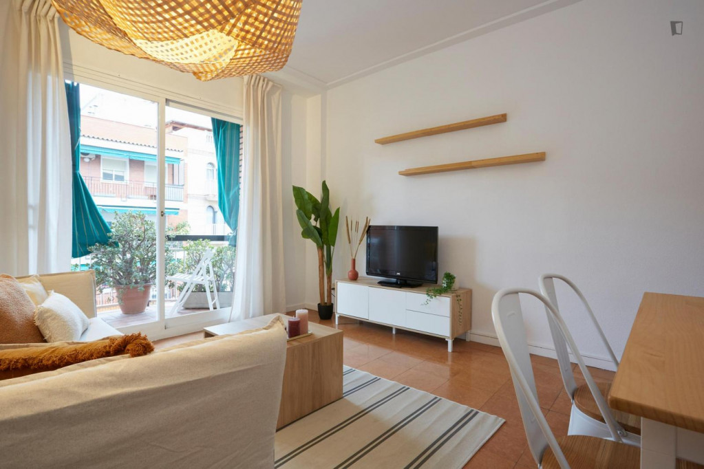 Nice 3-bedroom apartment near Monumental metro station - Barcelone - chambre - ImmoJeune