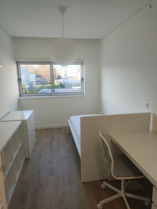 Single ensuite bedroom near the Braga Parque shopping centre