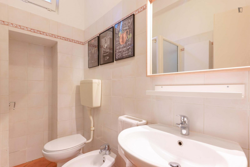 Colourful 1-bedroom apartment in Città Universitaria