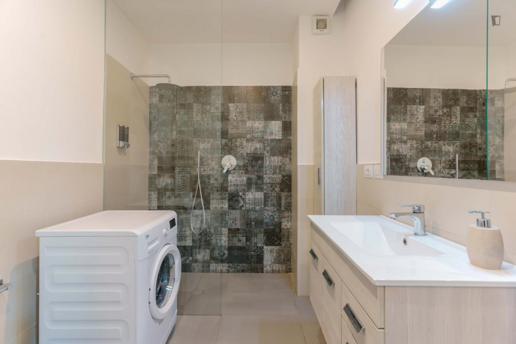 Spacious 1-bedroom apartment near the Alma Mater Studiorum Università di Bologna