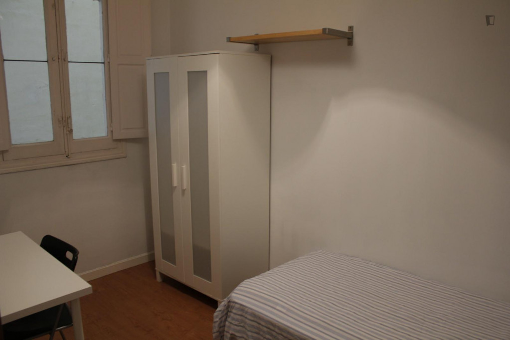 Pleasant single bedroom in Ríos Rosas - Madrid - chambre - ImmoJeune
