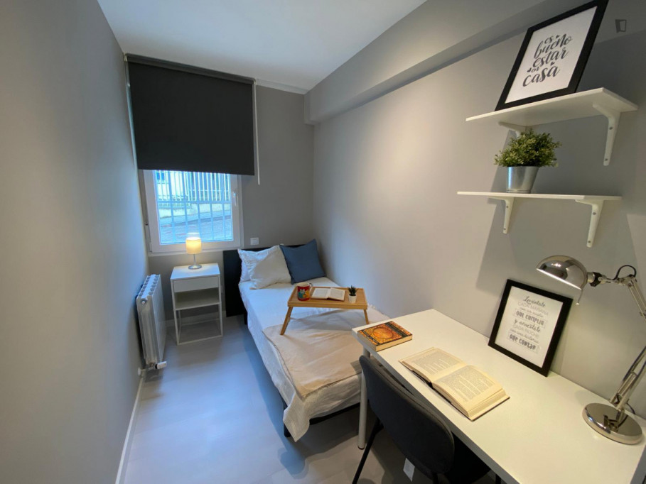 Tasteful single bedroom in the Latina district - Madrid - chambre - ImmoJeune