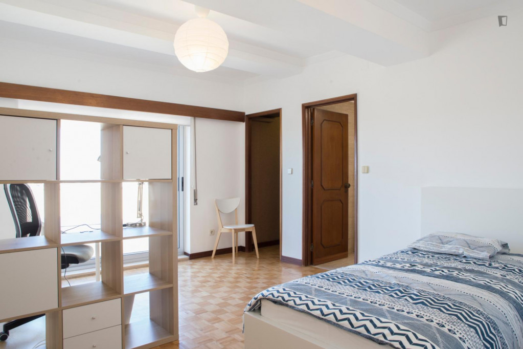 Friendly single bedroom ensuite bedroom in Paranhos (could be double) - Porto - chambre - ImmoJeune