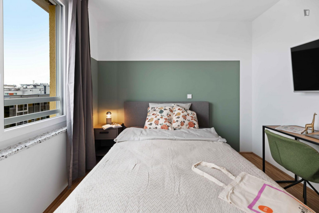 Pleasant double bedroom in Sendling-Westpark