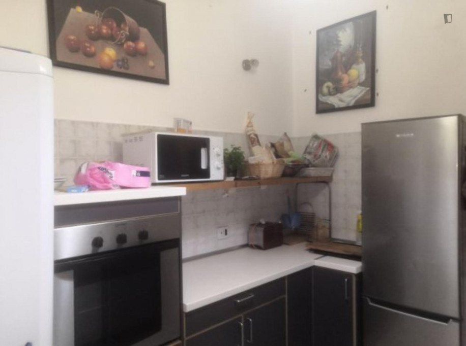 Lovely Double Bedroom close to Genova Sestri Ponente Station