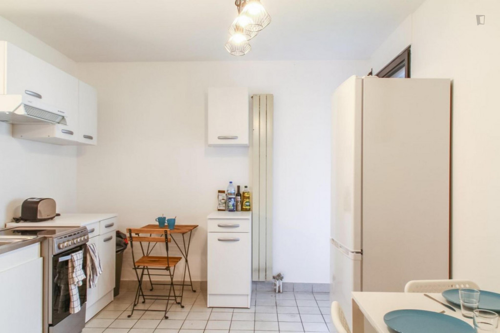 Graceful double bedroom in Rueil Malmaison