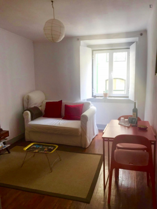 Cosy flat close to Intendente metro station - Lisbonne - chambre - ImmoJeune