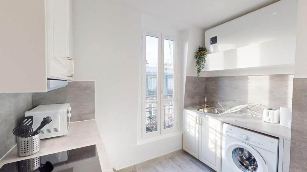 Cozy Bright Apt. w/ Terrace near 1km away from Place de la Nation