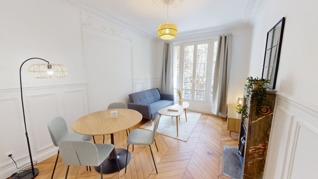 Cozy Bright Apt. w/ Terrace near 1km away from Place de la Nation