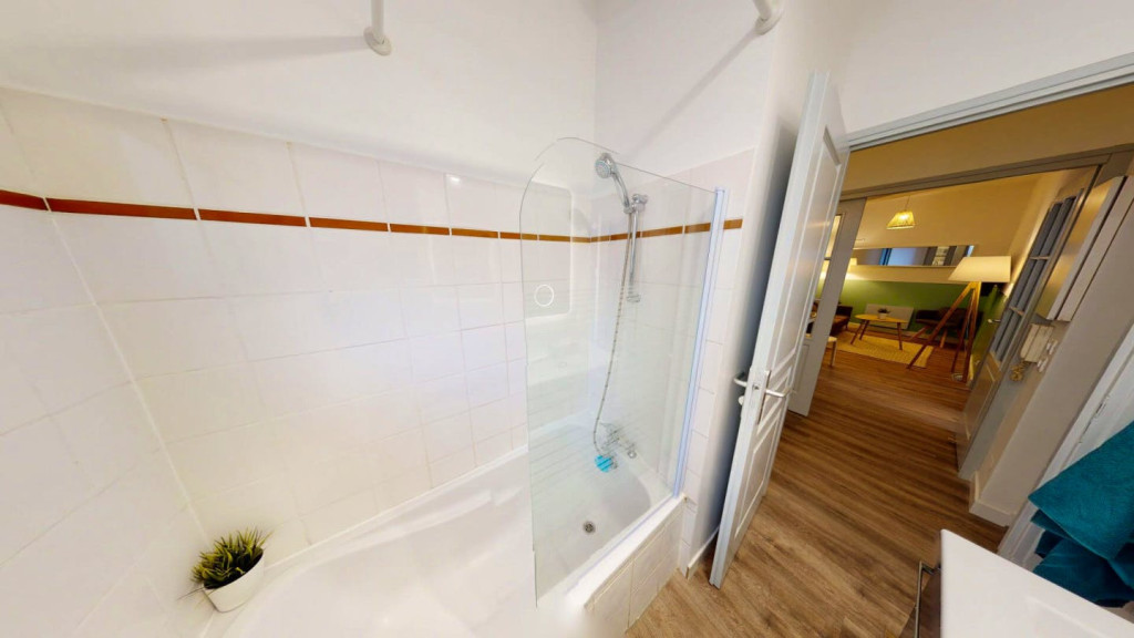 Awesome Stylish House near Gares