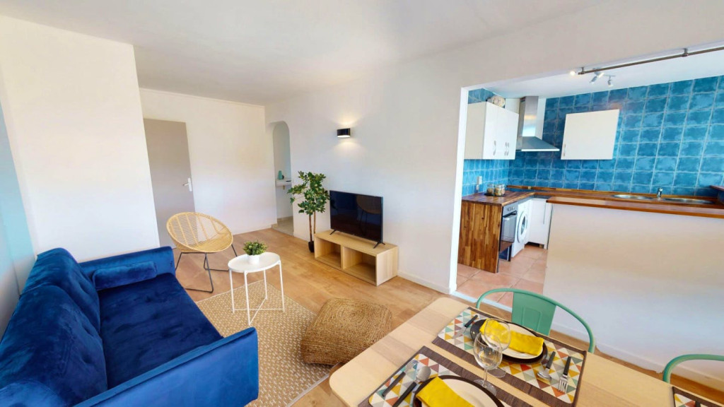 Amazing Stylish Apt. near Les Arceaux