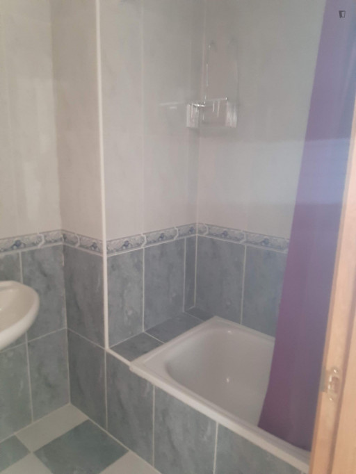Comfortable double bedroom near Universidad de la Merced
