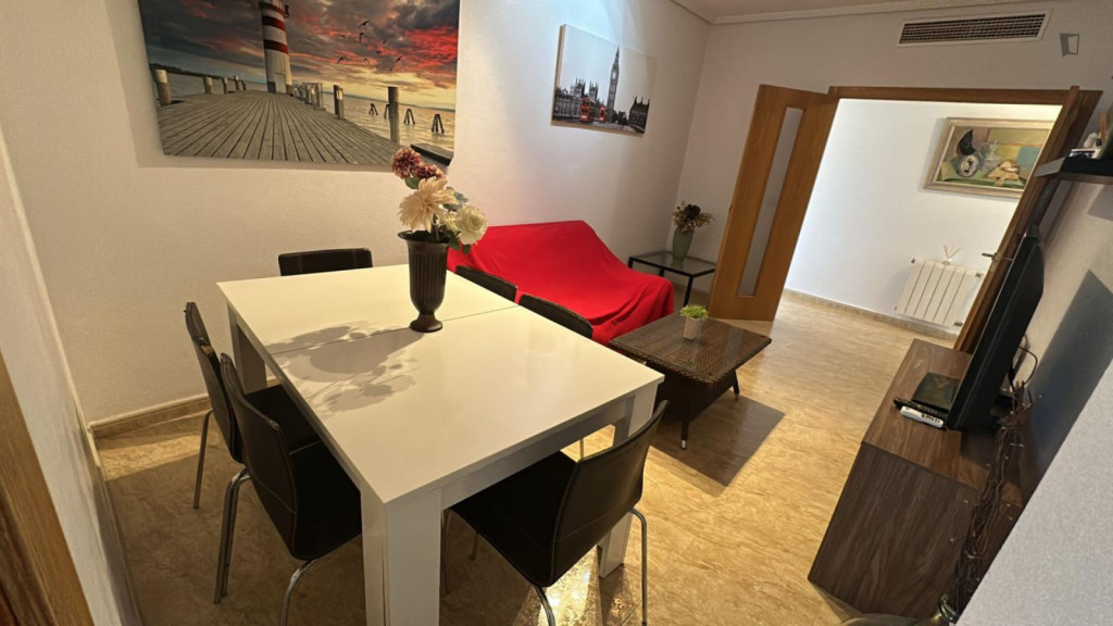 Centric Room near Universidad de la Merced
